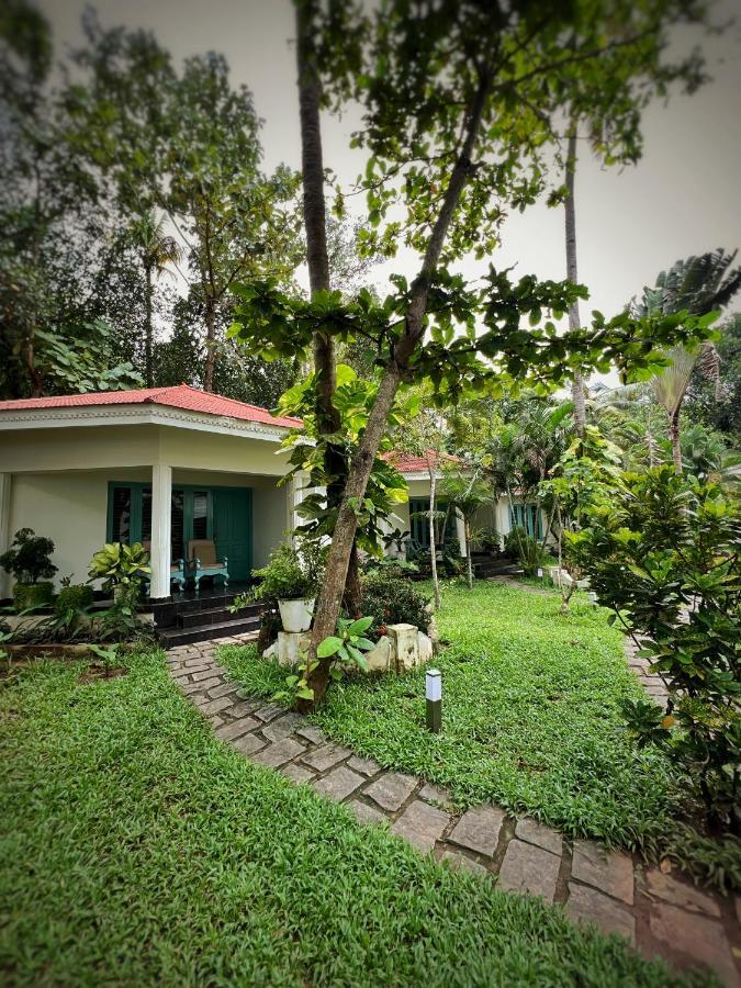 Hôtel Paddle Cult à Varkala Extérieur photo